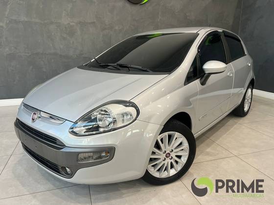 FIAT PUNTO 1.6 ESSENCE 16V FLEX 4P AUTOMATIZADO FIAT PUNTO 1.6 ESSENCE 16V FLEX 4P AUTOMATIZADO